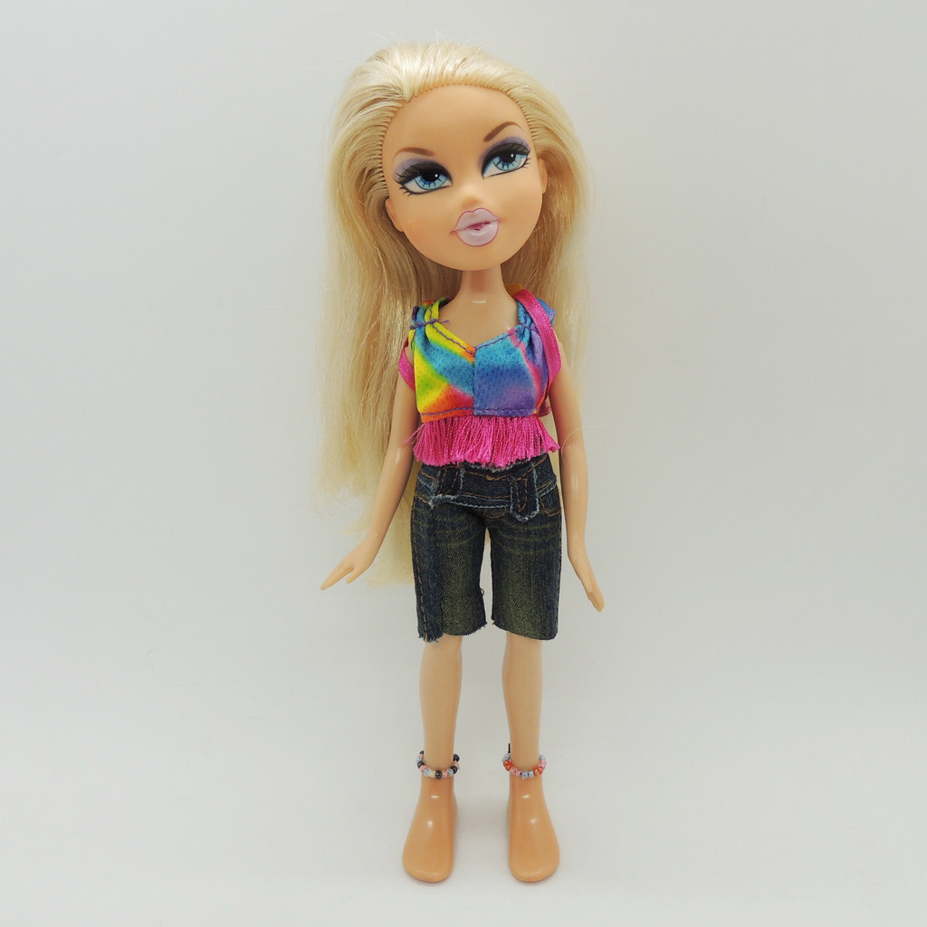 Muñeca Bratz Rubia Mga Entertainment Tipo Barbie - Madtoyz