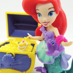 Disney Princess Ariel Su Tesoro Little Kingdom Hasbro Colección
