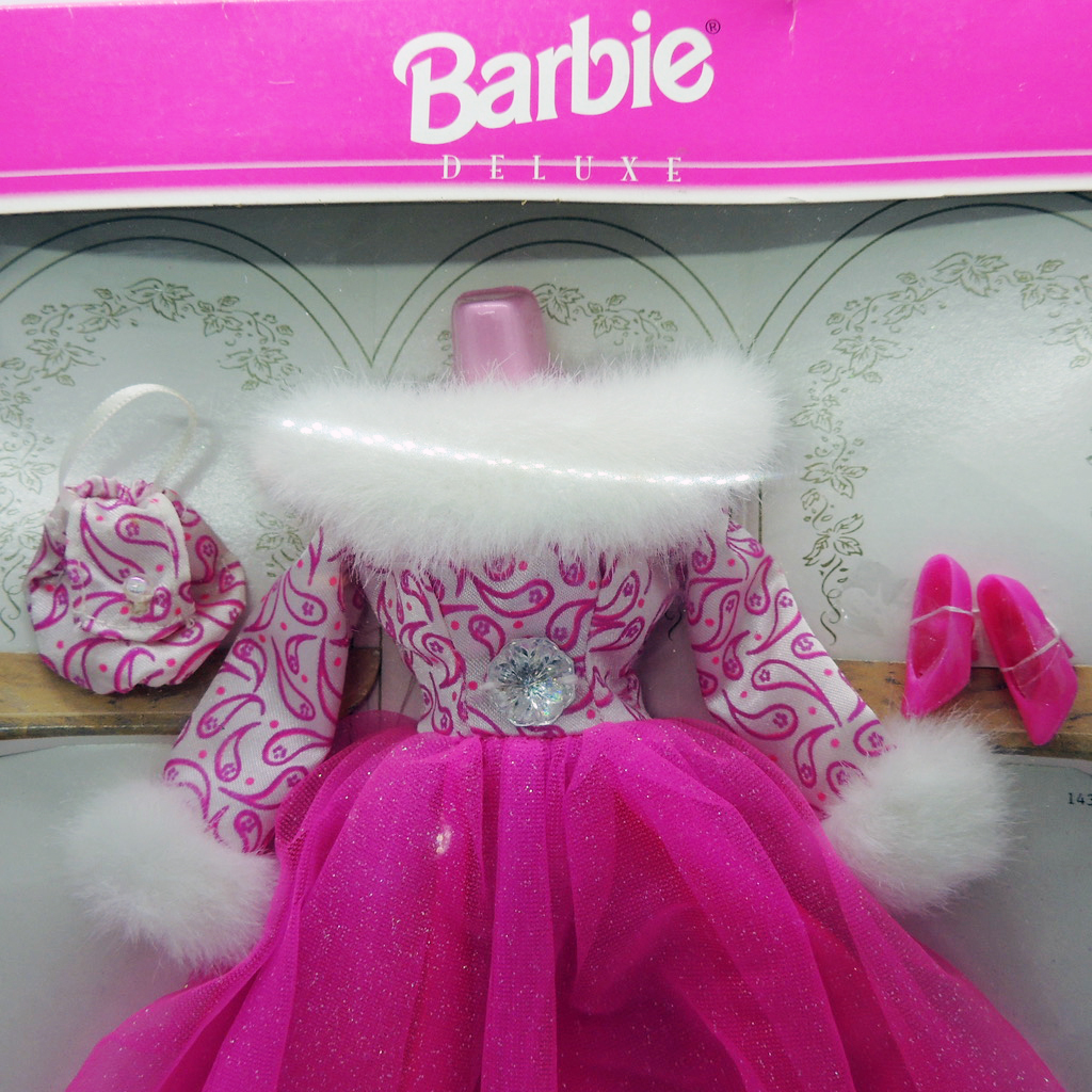 Barbie Fashion Avenue Deluxe Fiesta 1995 Mattel Ropa Vintage Coleccion Madtoyz