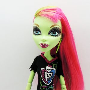 Monster High Ghoul Spirit Venus McFlytrap Mattel 2013 Colección