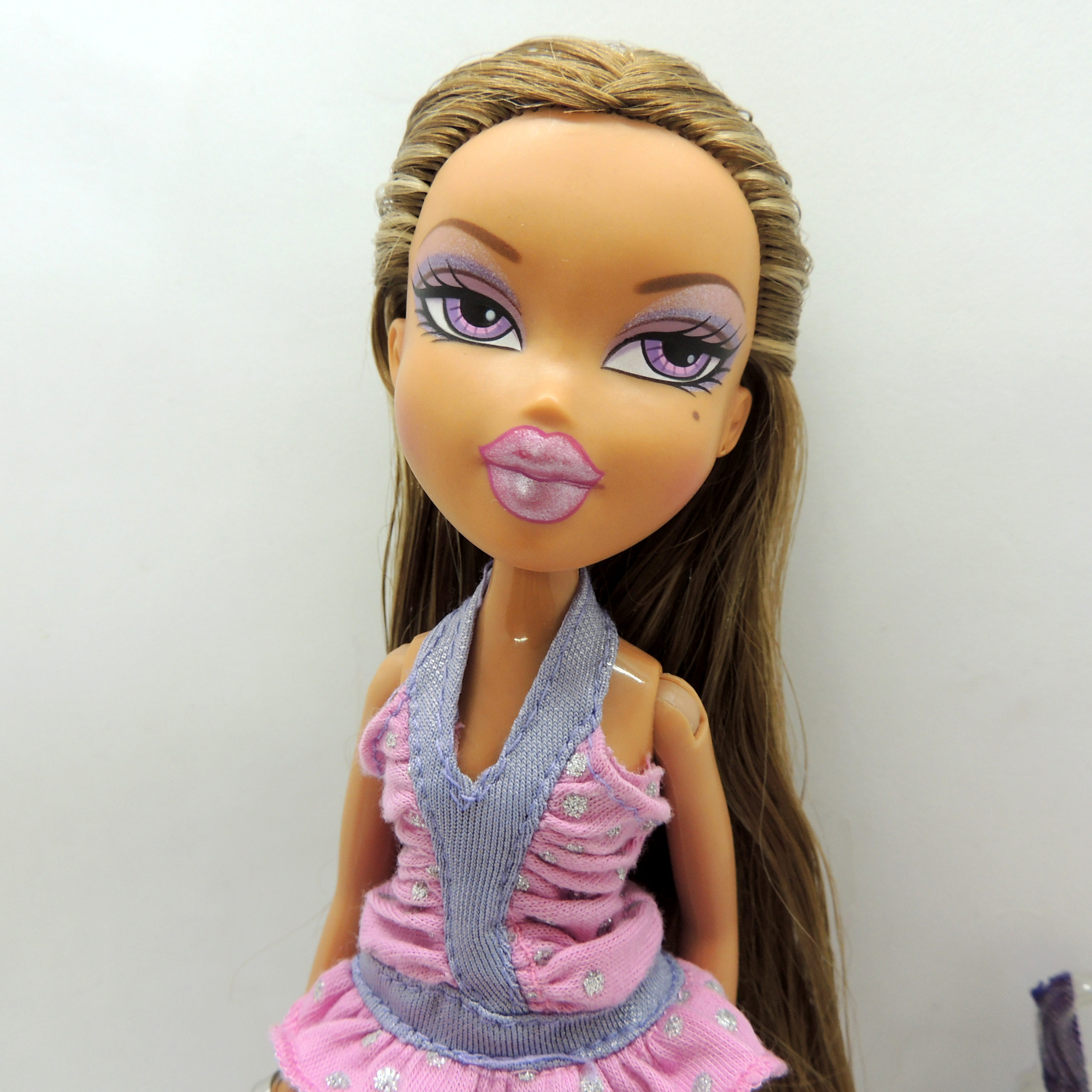 Bratz Yasmin Passion 4 Fashion Mga Entertainment 2006 Muñeca Antigua Retro Vintage Colección 7010