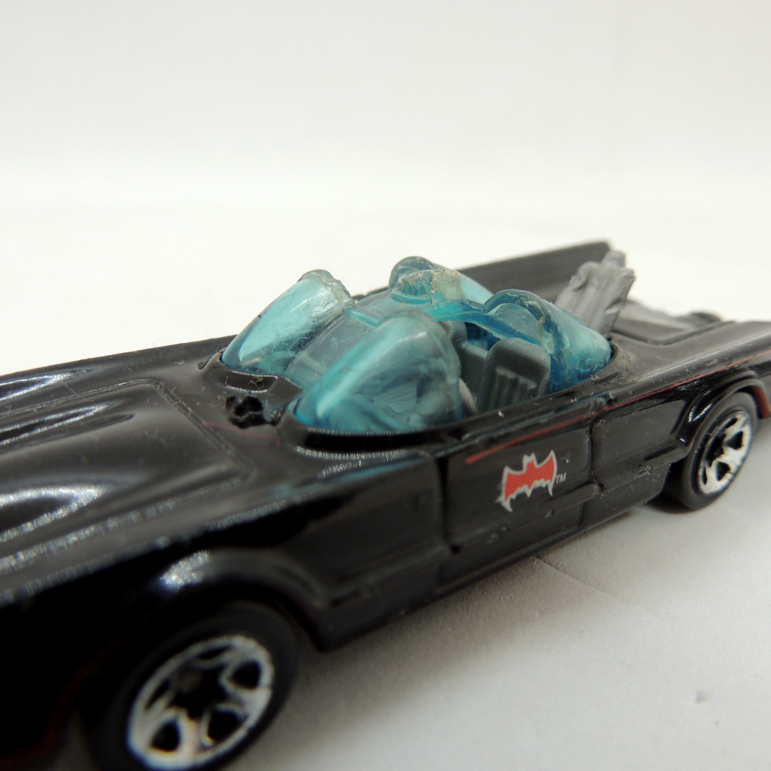 Hot Wheels Batimovil Batmobile DC Batman 1:64 Malaysia Mattel Antiguo Retro  Vintage Colección - Madtoyz