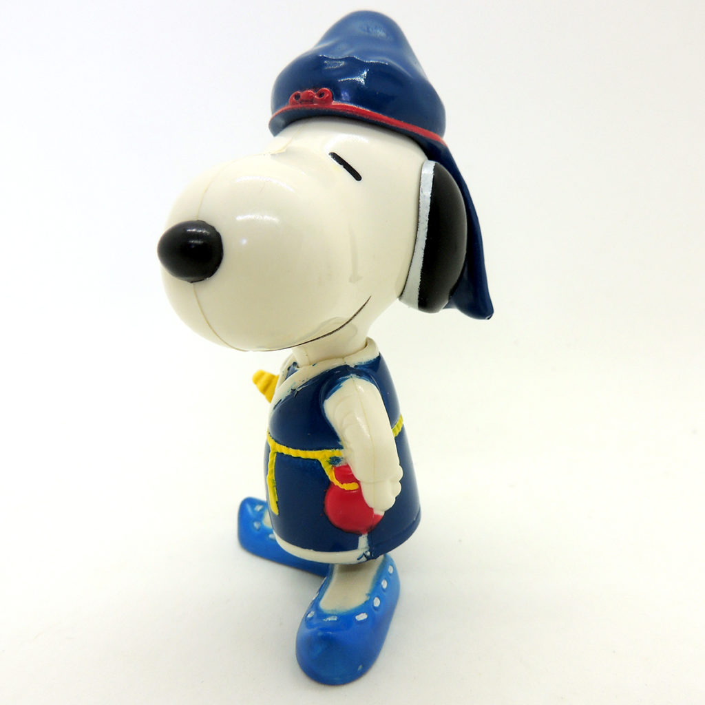 Snoopy World Tour Korea Mc Donalds 90s - Madtoyz