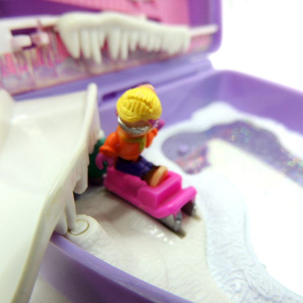 Vintage POLLY POCKET 1996 Snow Mountain Vacation Fun NEW & SEALED Suitcase