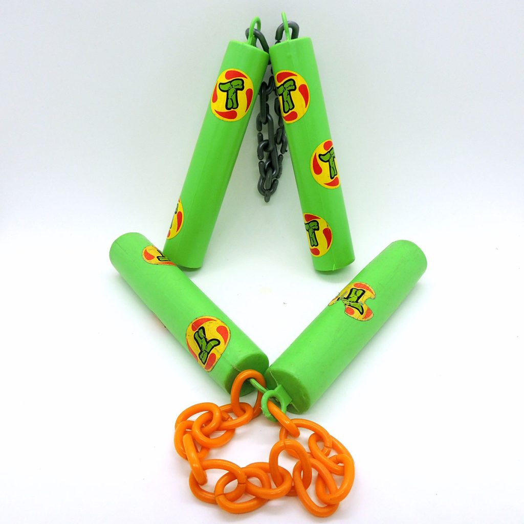 Set De Nunchakus Y Antifaz De Tortuga Ninja Michelangelo – Disfraz Oficial De La Película Caos Mutante
