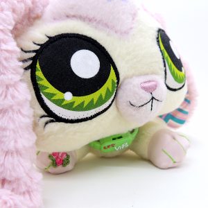 Littlest Pet Shop LPS Vip Surprise Bunny Rabbit Hasbro