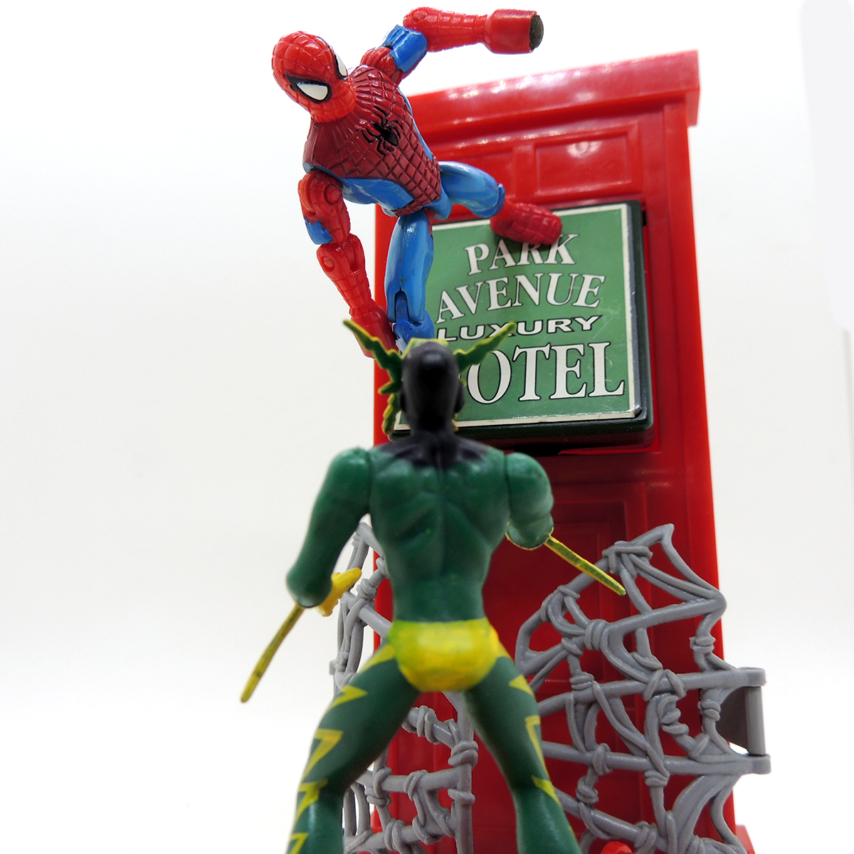 Toybiz Spider-Man Stunt System - Chinatown purchases Lantern Trap NIB