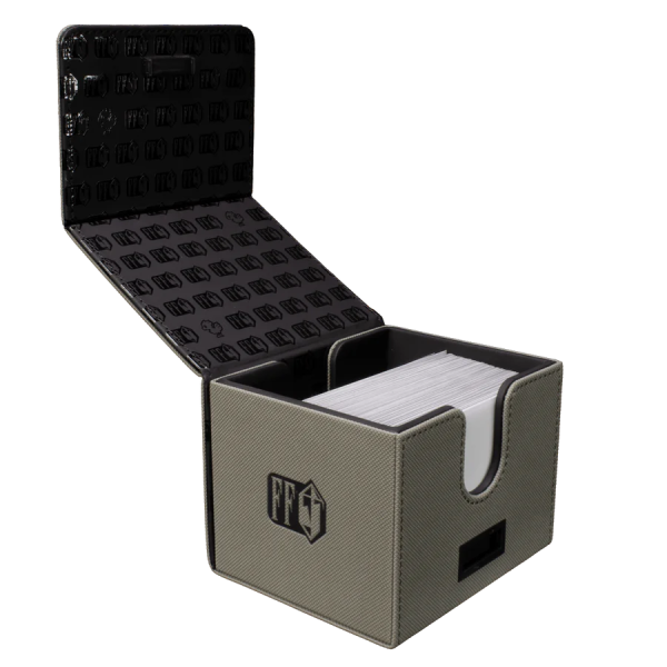 MTG ウルトラプロ セフィロス プレミアムアルコーブエッジ デッキBOX MTG ウルトラプロ セフィロス プレミアムアルコーブエッジ