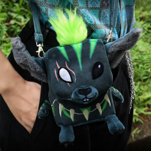 MTG Deck Box Chatterfang Arty Gatherers Tavern